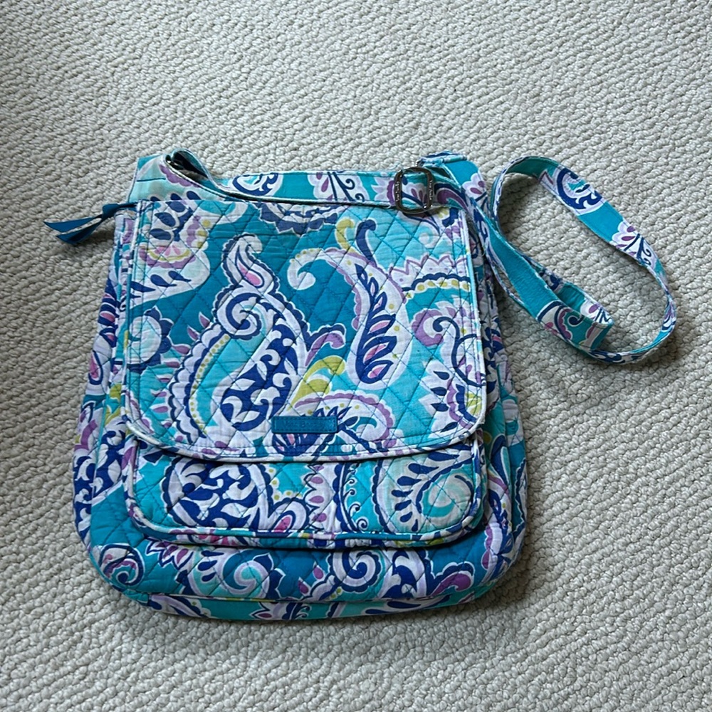 Vera Bradley crossbody purse